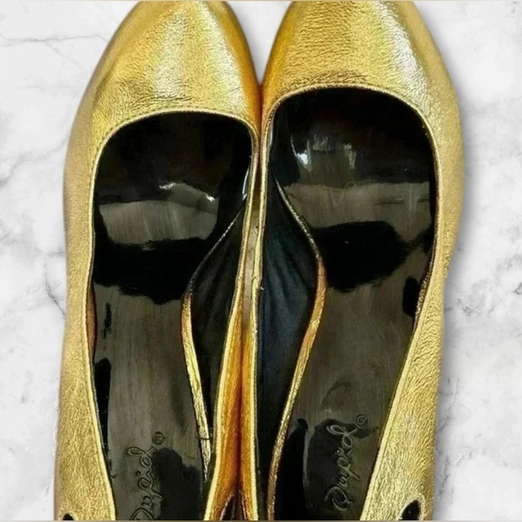 🆕Gold Platform Heels with Thick High Heel - Picture 3 of 11